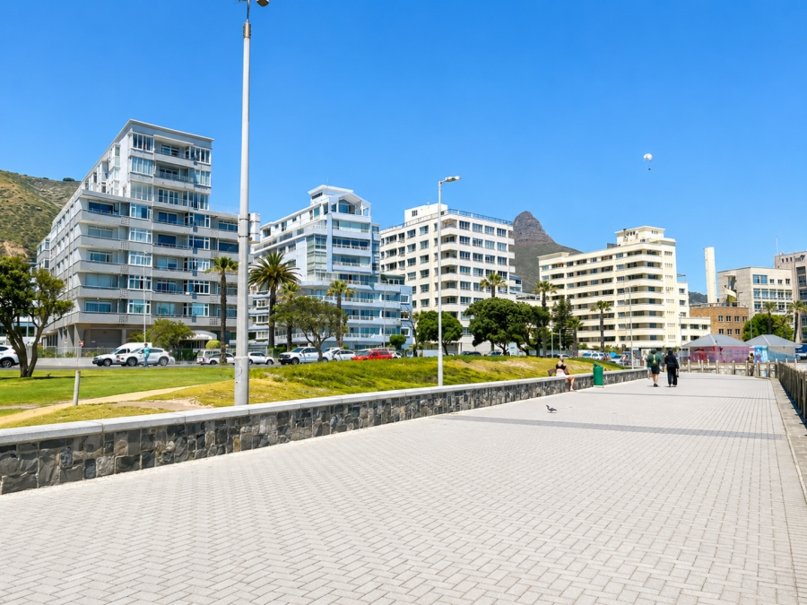 1 Bedroom Property for Sale in Three Anchor Bay Western Cape